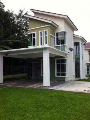 Гостиница NeoHomeStay Gapam Lestari  Мелака
